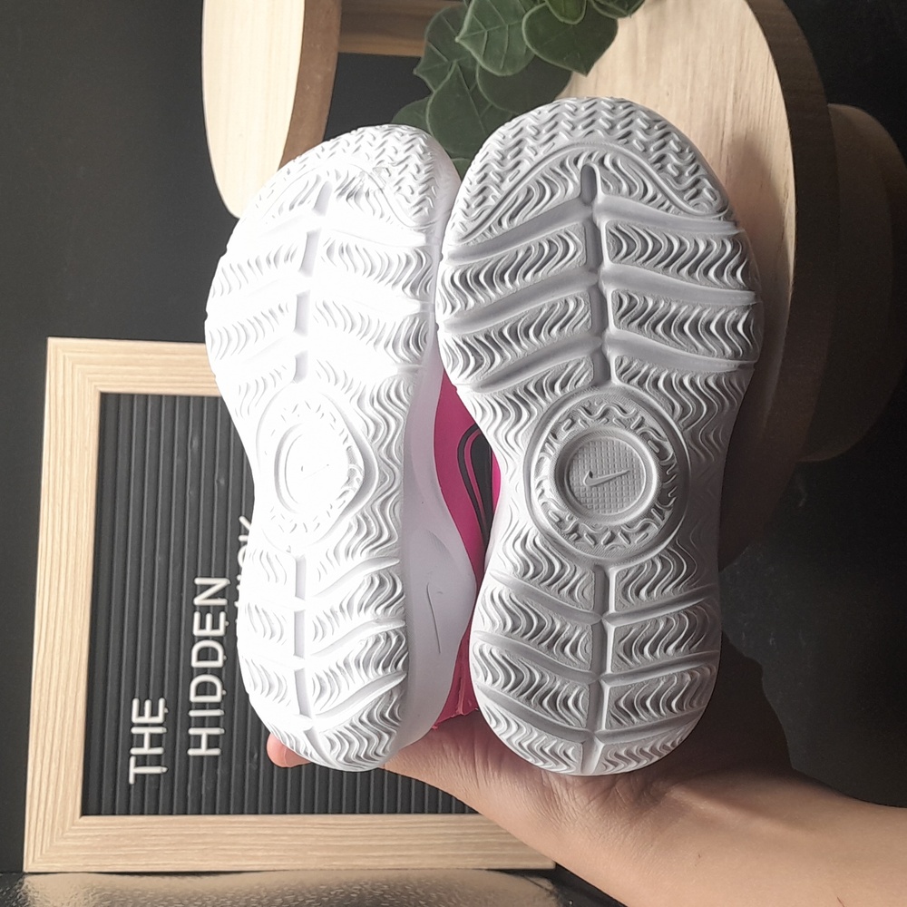 Nike Girls Flex Runner Pink And Black - Picture 5 of 6